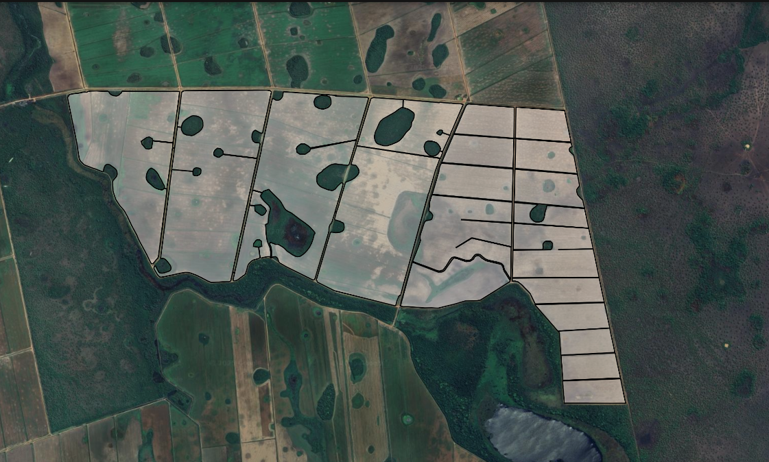 After: one merged polygon boundary